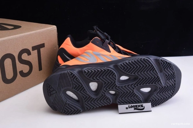 700 Boost FV3258 Orange Yeezy MNVN Adidas 0712